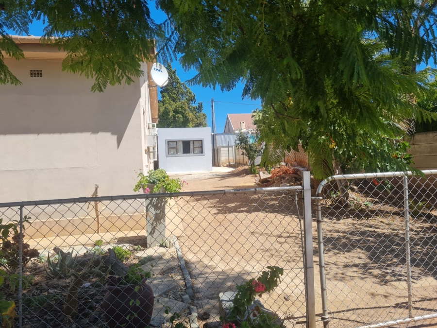 3 Bedroom Property for Sale in Ladismith Western Cape